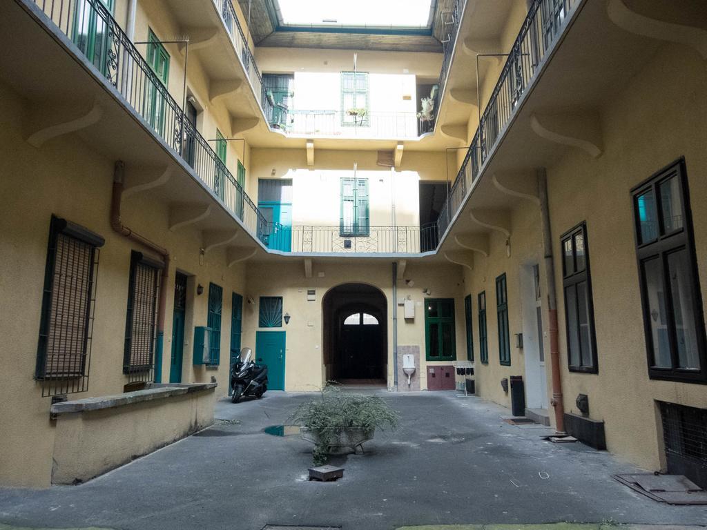 Goldcentral Apartment Gozsdu Budapest Eksteriør billede